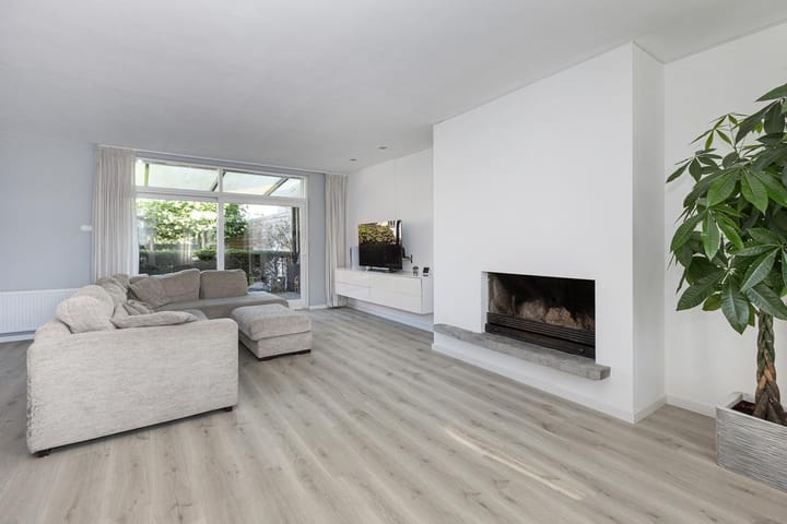 Foto 9 van Dorpsweg 8