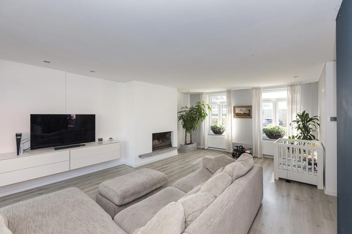 Foto 11 van Dorpsweg 8