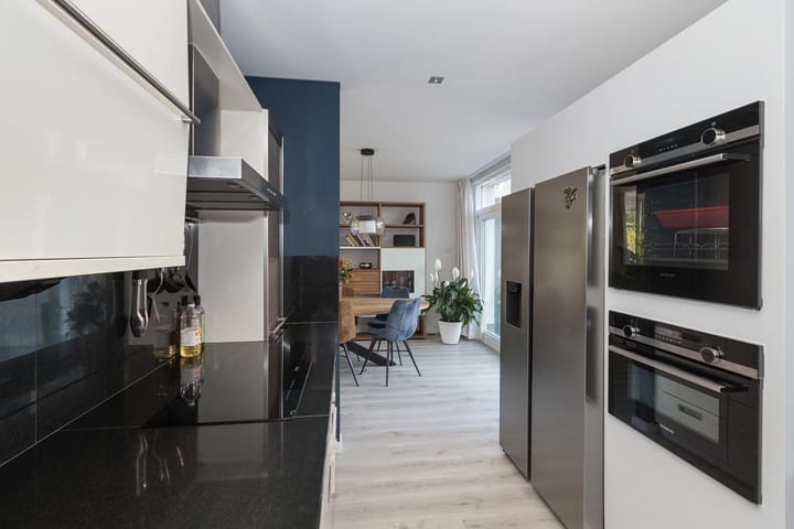 Foto 15 van Dorpsweg 8