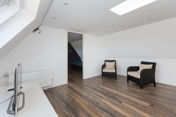 Foto 37 van Dorpsweg 8