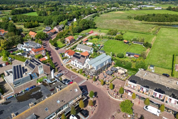 Foto 59 van Dorpsweg 8