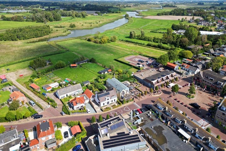 Foto 60 van Dorpsweg 8