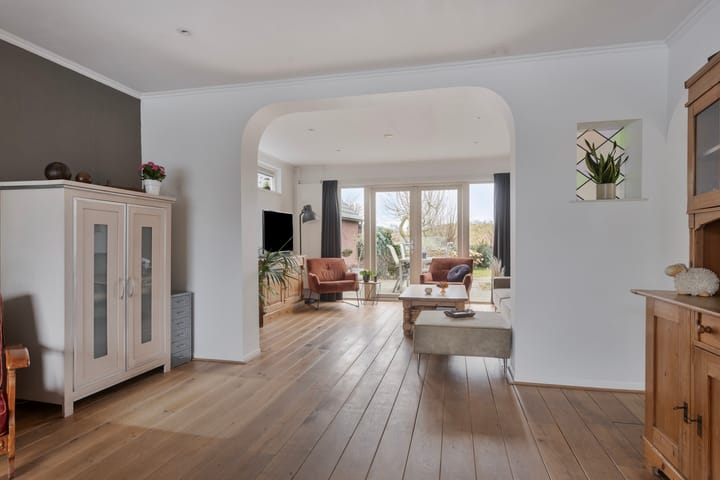 Foto 8 van Molenstraat 16