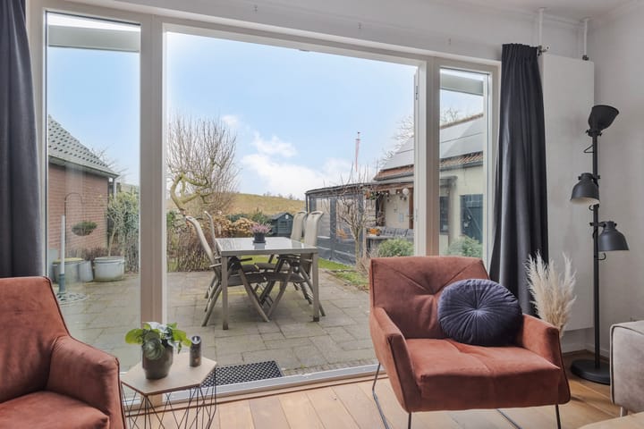 Foto 13 van Molenstraat 16