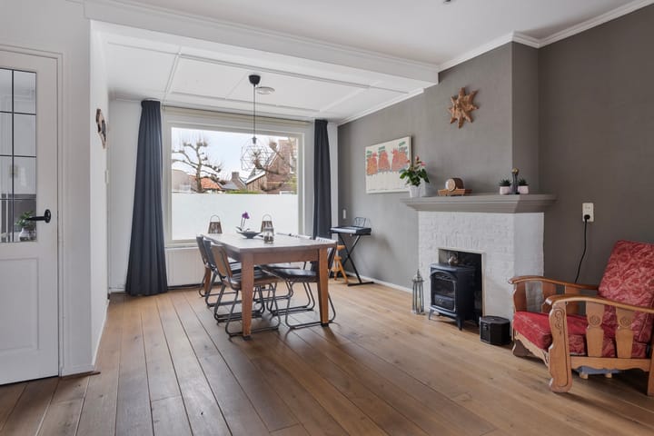 Foto 15 van Molenstraat 16