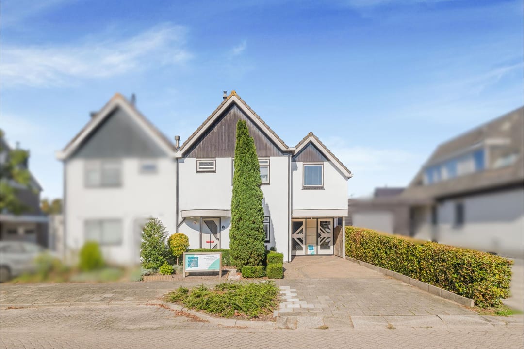 Foto 1 van Burgemeester Nieuwenhuijsenstraat 52