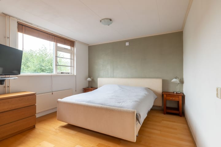 Foto 20 van Burgemeester Nieuwenhuijsenstraat 52