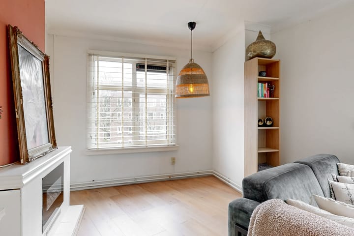 Foto 11 van Van Maanenstraat 14-C