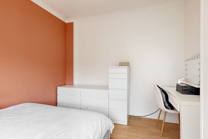 Foto 13 van Van Maanenstraat 14-C