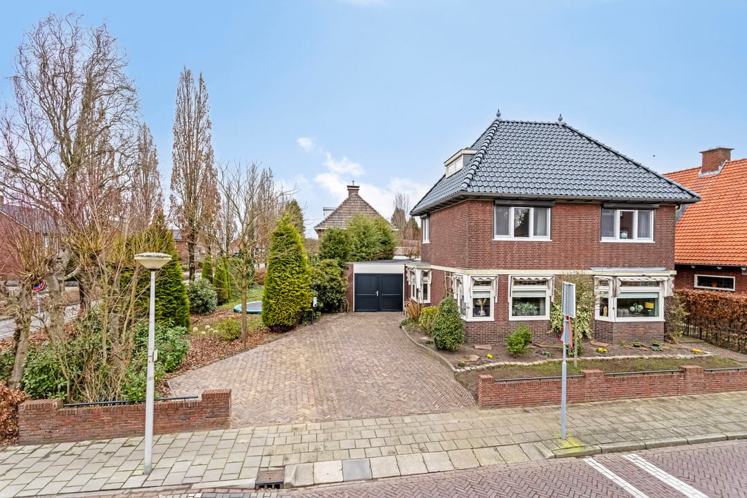 Foto 2 van Dr.Ariënsstraat 24