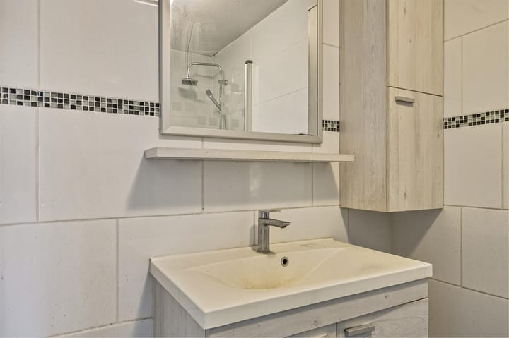 Foto 28 van Emmeline Pankhurststraat 29