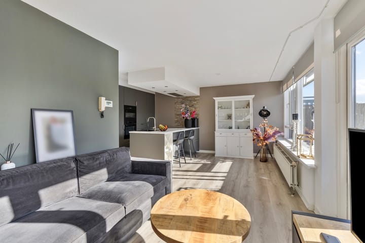 Photo 4 of Zeestraat 54-B