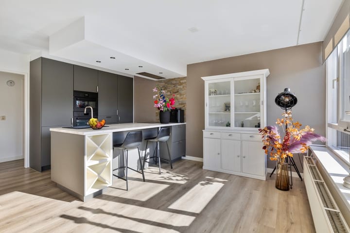 Photo 5 of Zeestraat 54-B