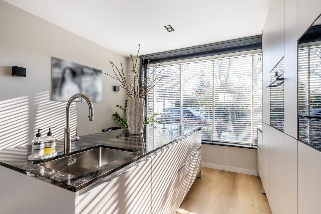 Foto 13 van Riouwlaan 52