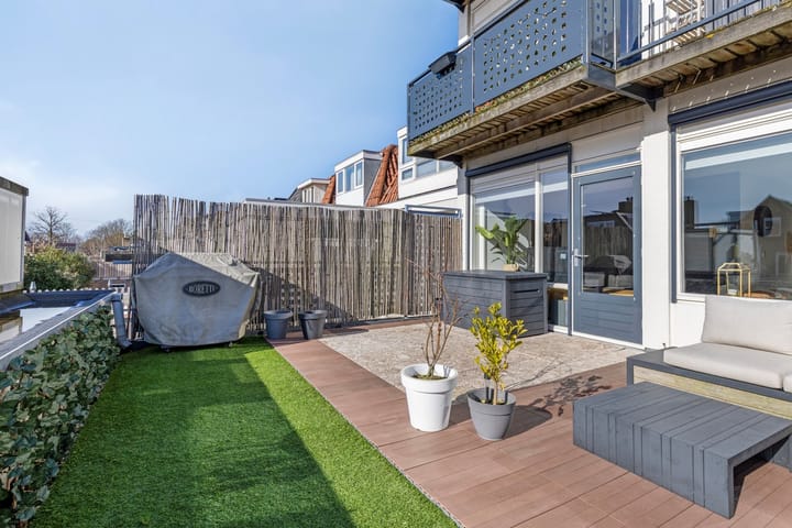 Photo 16 of Zeestraat 54-B