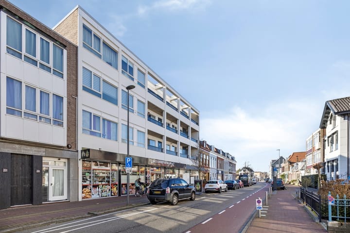 Photo 23 of Zeestraat 54-B