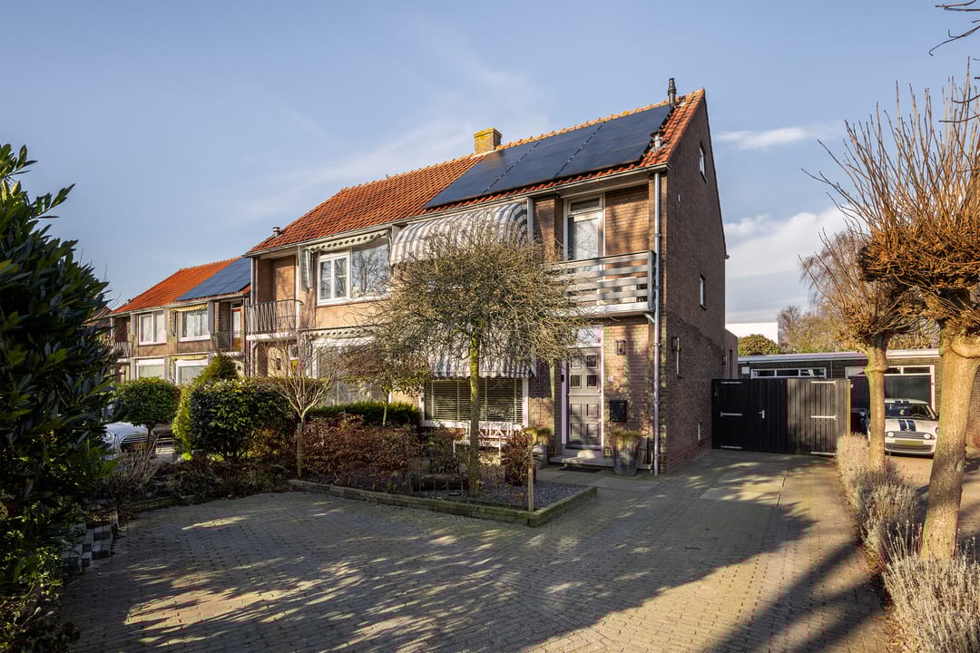 Foto 41 van Riouwlaan 52