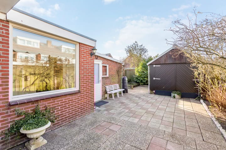 Foto 4 van Meeuwenstraat 10