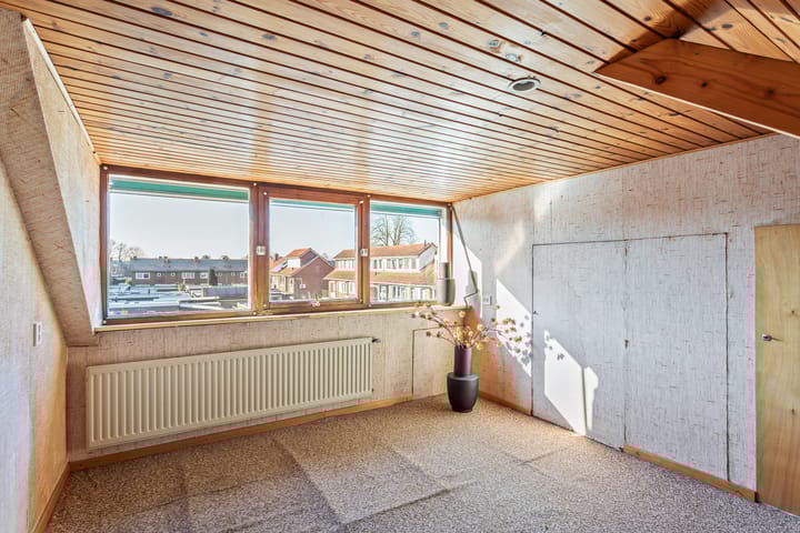 Foto 17 van Meeuwenstraat 10