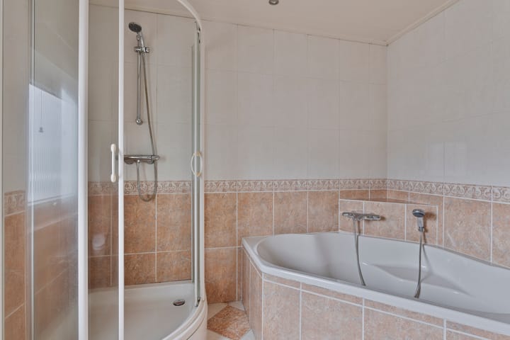 Foto 28 van Helmondsestraat 25