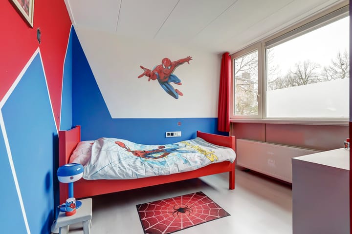 Foto 17 van Van den Broekstraat 11