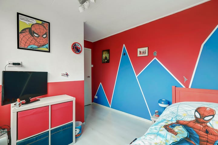 Foto 18 van Van den Broekstraat 11