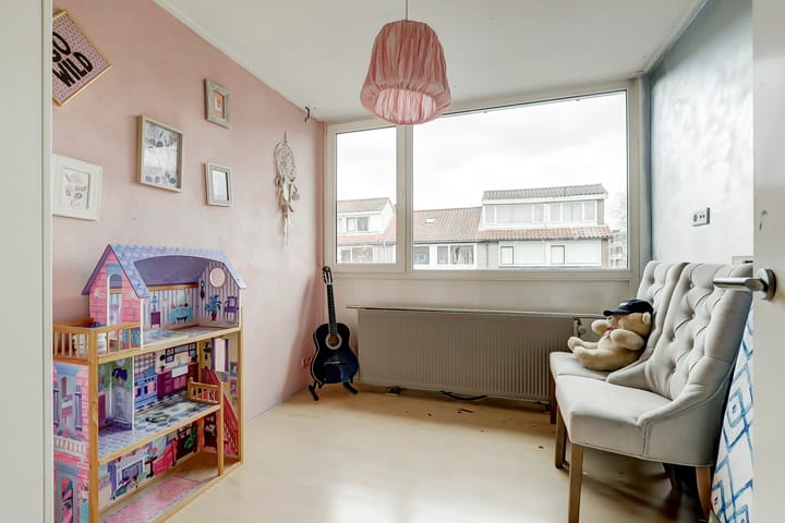 Foto 20 van Van den Broekstraat 11