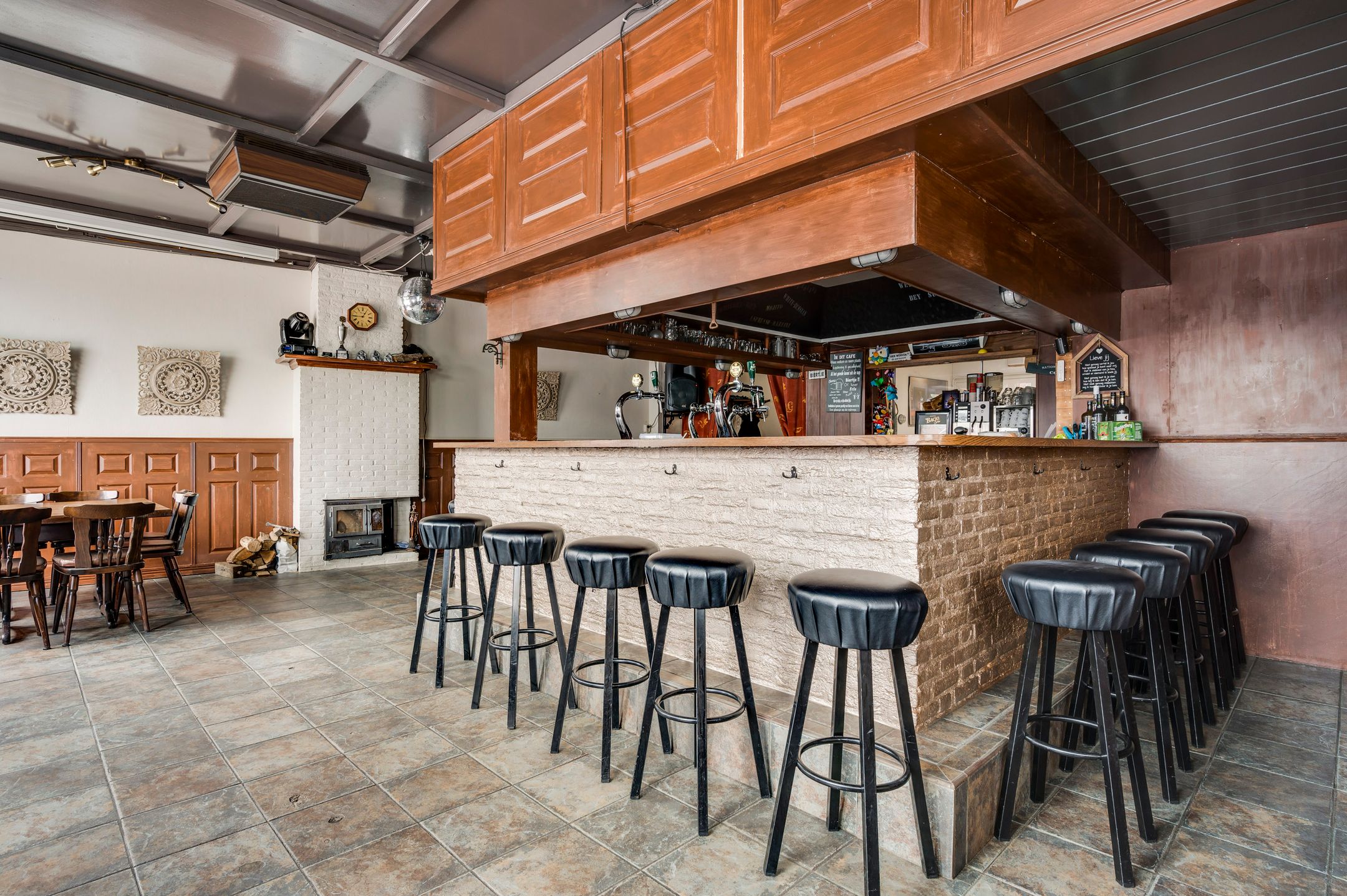 Foto 12 van Hoofdstraat 1