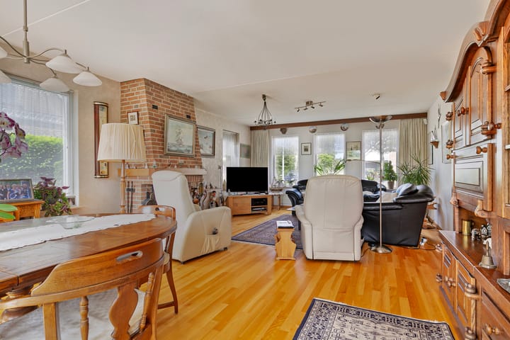 Photo 8 of Van Bourgondiëlaan 23