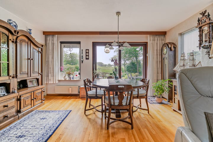 Photo 13 of Van Bourgondiëlaan 23