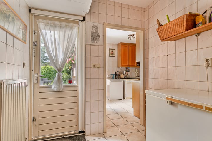 Photo 18 of Van Bourgondiëlaan 23