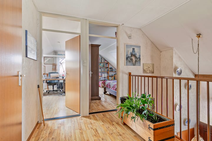 Photo 33 of Van Bourgondiëlaan 23