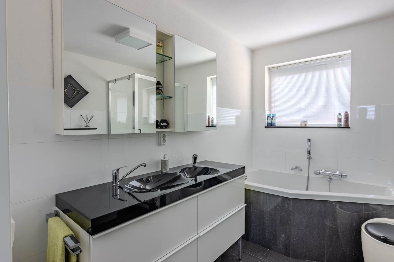 Foto 27 van Eerste Heulbrugstraat 2