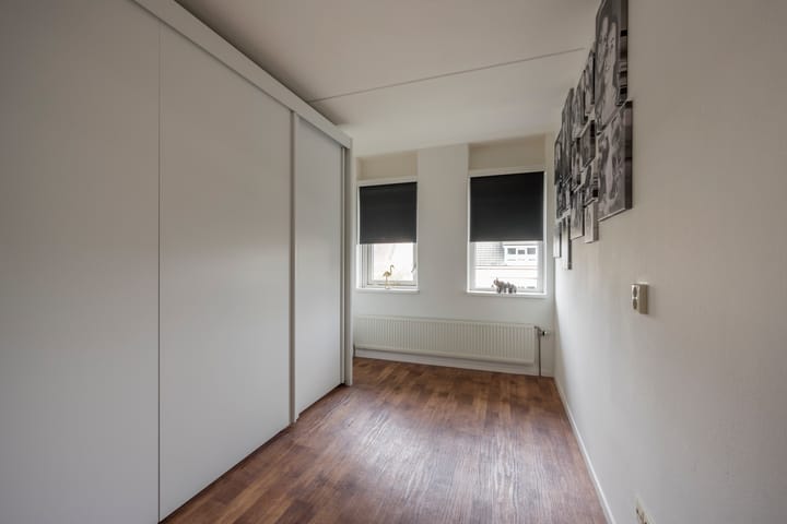 Photo 18 of Jan Landmanstraat 27