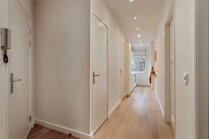 Foto 29 van Bonaireplein 11-2