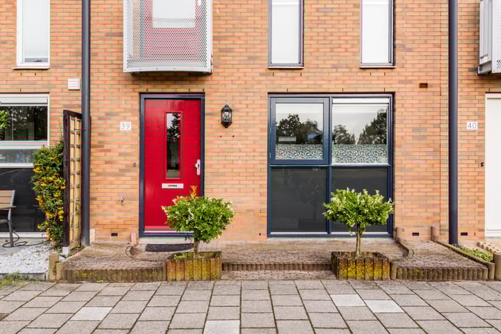 Foto 4 van Helena Merciertuin 39