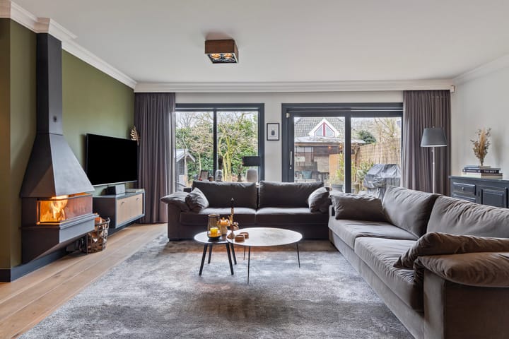 Foto 2 van De Almanak 44