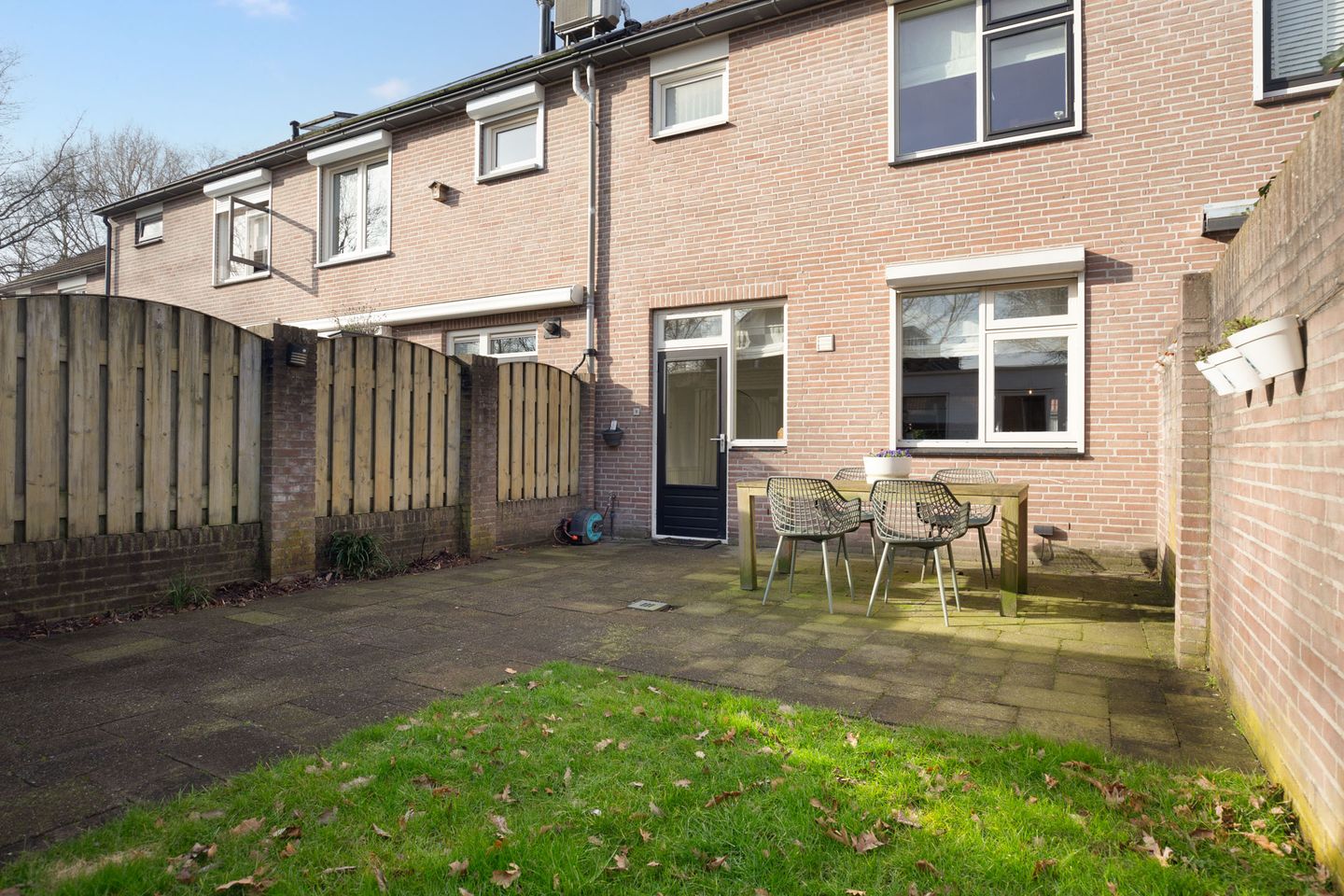 Photo 20 of Koekoek 10