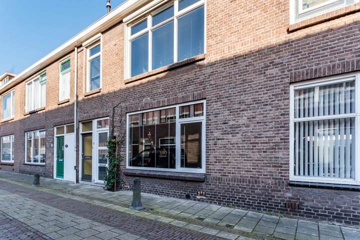 Foto 38 van Mr. de Fremerystraat 48-A