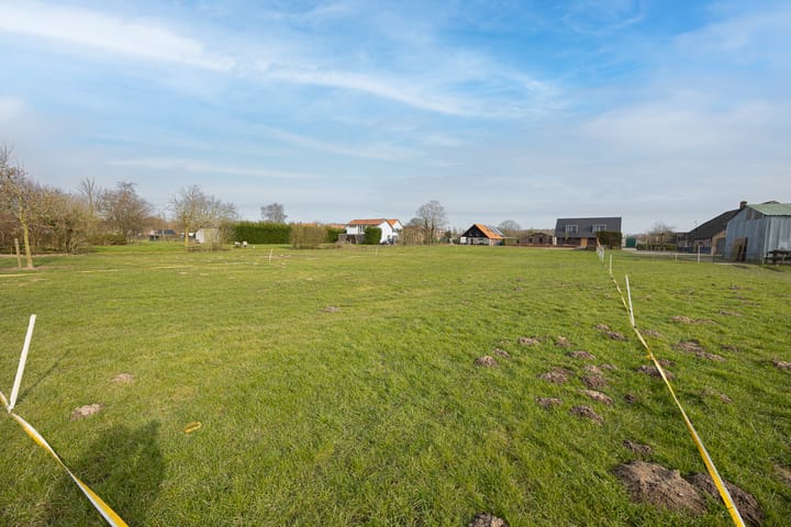 Photo 8 of Kampsestraat