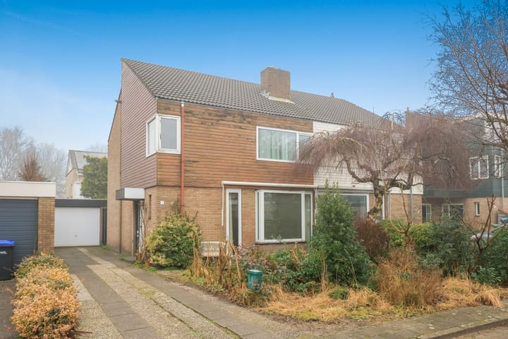 Foto 2 van Fritz Conijnstraat 1