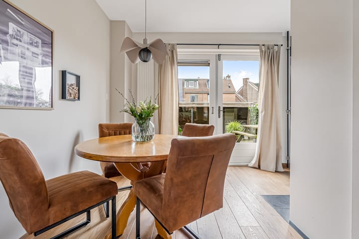 Foto 12 van Delta 166