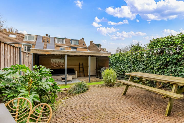 Foto 32 van Delta 166