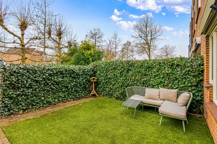 Foto 39 van Delta 166