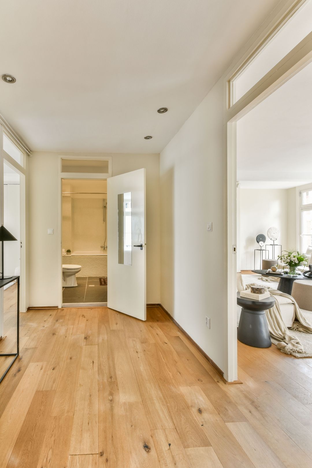 Photo 16 of Spuistraat 84-C