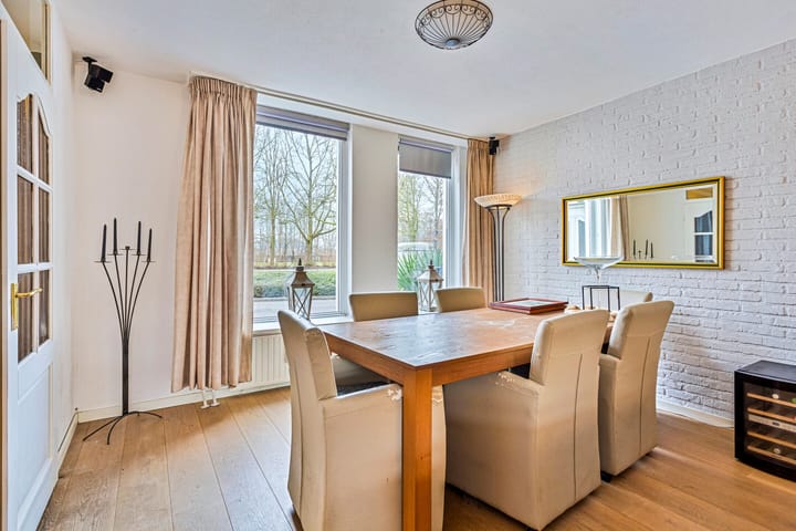 Foto 4 van Burg. Van Laarstraat 15