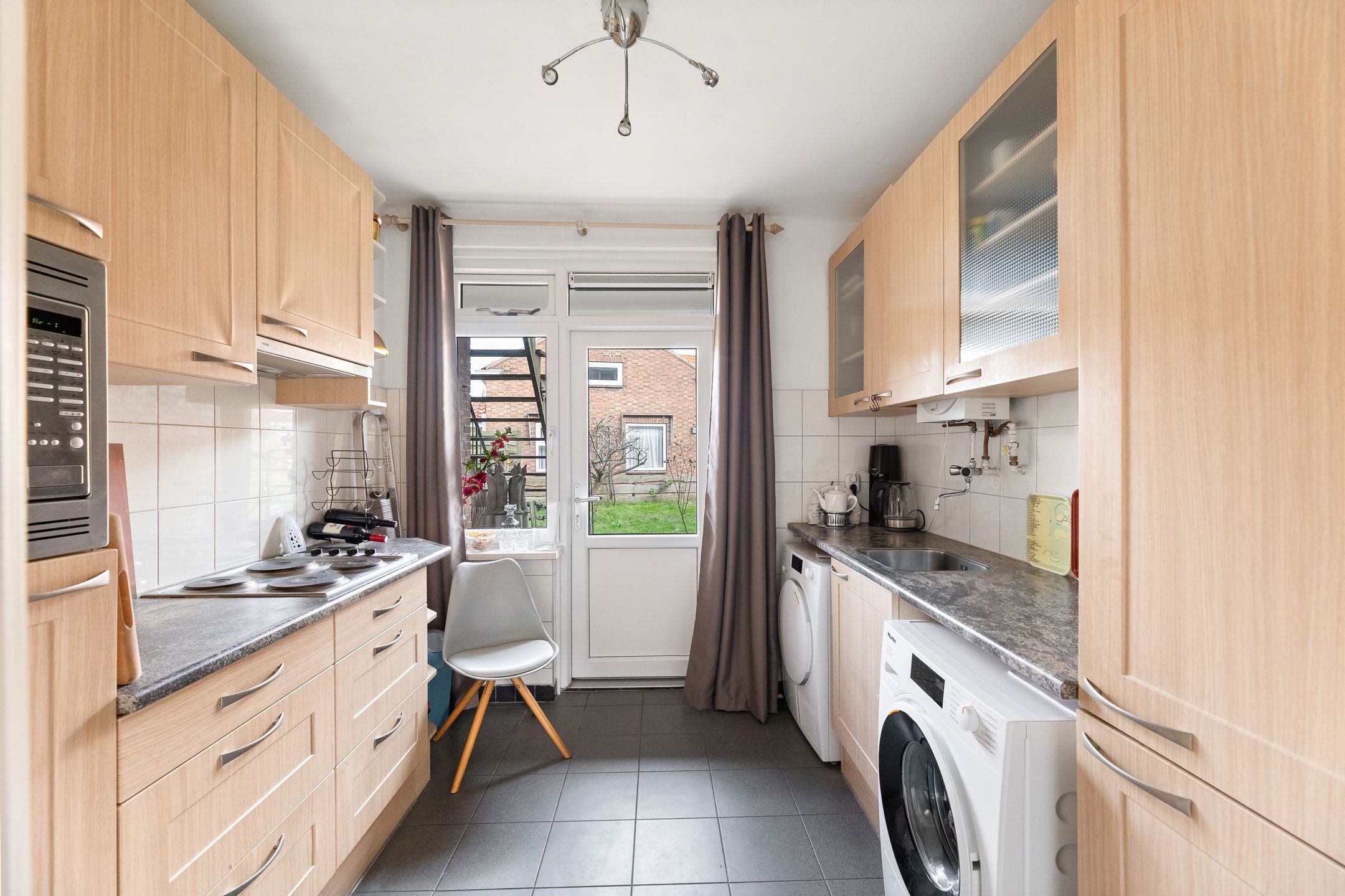 Photo 3 of Nieuwstraat 121