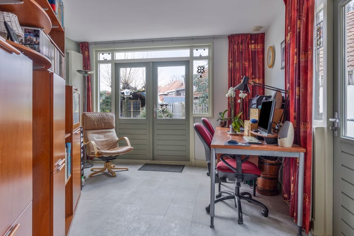 Foto 19 van Molenstraat 2