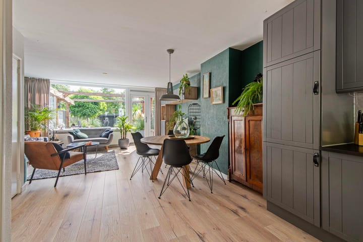 Foto 6 van Vliegveldweg 51