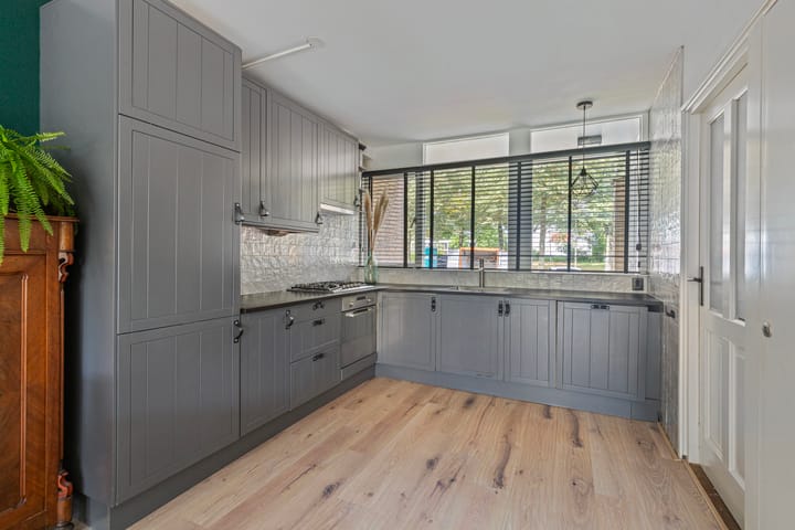 Foto 7 van Vliegveldweg 51